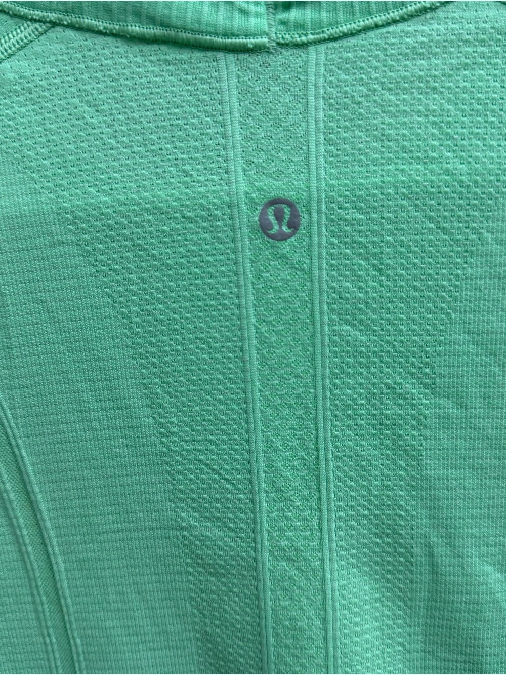 lululemon athletica Swifty Tech Short Sleeve - Picture 4 of 4
